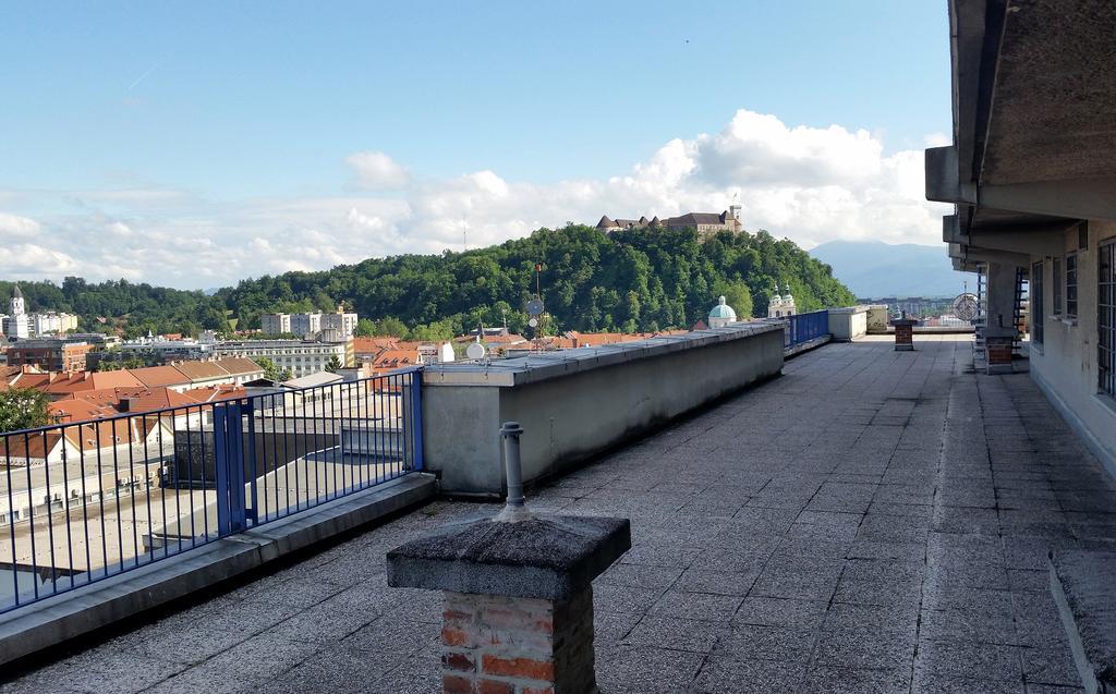Charming Terrace Apartments Ana And Maria Tour As Ljubljana Liubliana Exterior foto